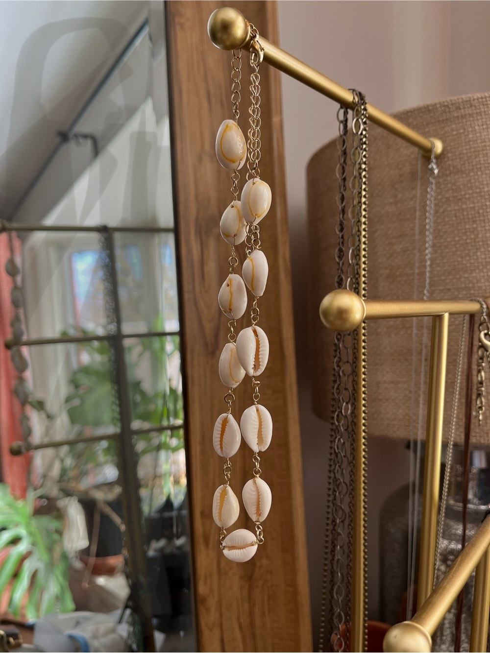 Sea Shell & Gold-tone Choker Necklace